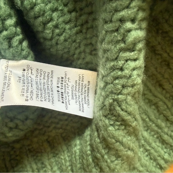 DÔEN IVA crewneck sweater in Valley Green Size Medium M NWT - Picture 3 of 9